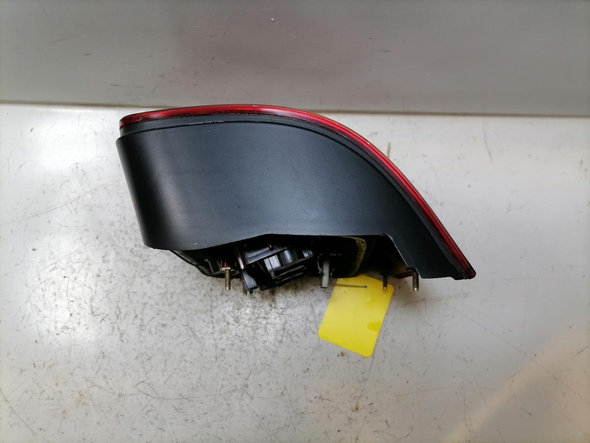 VW Passat 3BG R&uuml;cklicht R&uuml;ckleuchte Schlussleuchte links Kombi Bj.2003